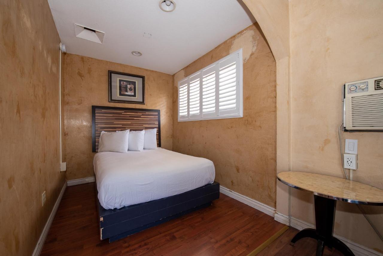 Hollywood Downtowner Inn Los Angeles Exterior foto